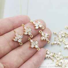 ♥♥Material: brass, cubic zirconia ♥♥Quantity:10pcs ♥♥Size: mm ♥♥Color:clear Shipping If you are in a hurry, please choose DHL shipping; Note:have larger stock and can offer wholesale price. If you need more quantity, please do not hesitate to contact me. ♥ ♥ ♥ ♥ ♥ ♥ ♥ ♥ ♥ ♥ ♥ ♥ Thanks for your Visit ♥ ♥ ♥ ♥ ♥ ♥ ♥ ♥ ♥ ♥ ♥ ♥ ♥ ♥ Wishing you a happy shopping ♥ ♥ Elegant Gold-plated Jewelry With Flower Charm, 14k Gold Flower Charm Jewelry, Yellow Gold-plated Jewelry With Flower Charm, Gold-plated Flower Charm Jewelry, Rose Gold 14k Gold-filled Jewelry With Flower Charm, Leaf Charms, Vintage Vibes, Brass Material, Happy Shopping