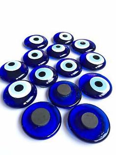 blue and white glass eyes with black dots on the center, set of 10 pieces