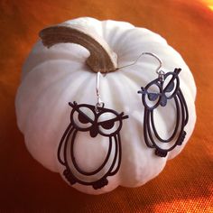 Yeah... it's definitely decorative gourd season... 🎃🦉🎃🦉🎃🦉 3d Printed Earrings, Printed Earrings, Decorative Gourds, Owl Earrings, Printed Jewelry, Fall Feels, Great Conversation Starters, 3d Printed, Glow In The Dark