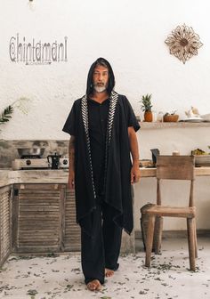 Tunic Men, Boho Men Style, Organic Clothing Women, Button Shirts Men, Big Sleeves, Boho Men, Burning Man Outfits, Model Looks, Boho Shirts