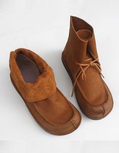 Casual Flat Heel Leather Winter Shoes, Winter Leather Shoes With Round Toe, Casual Flat Heel Leather Shoes For Winter, Casual Leather Shoes With Flat Heel For Winter, Winter Leather Shoes With Flat Leather Sole, Winter Ankle-high Leather Shoes, Casual Leather Ankle Boots For Winter, Ankle-high Leather Winter Shoes, Winter Leather Shoes With Rubber Sole