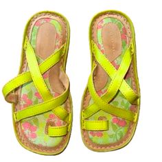 Airwalk Size 3 1/2 Sandals Nwot Floral Design Comfy Bottom Of Shoe Has Some Some Callouts But Not Visible When Wearing Bottom Of Shoe, Airwalk Shoes, Pink And Green, Kids Shoes, Kids Shop, Floral Design, Sandals, Floral, Green