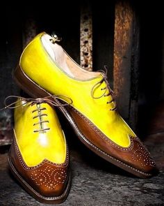 HANDMADE BROWN & YELLOW WING TIP MEN'S SHOES, OXFORD FORMAL DRESS LEATHER SHOES Description Condition New With Box Shoes upper material Genuine leather Handmade Dress Shoes Stylish Shoes interior soft leather Lining Sole Leather Sole Fine stitching Running USA true size select your size care fully please(6 to 13 size available please mention note for your size) Handling 10 days Made to order Condition New With Box. Boot material Suede & leather. Handmade Dress Shoes, Button Boots. Stylish Shoes. Brown Brogues, Quality Leather Boots, Shoes Oxford, Custom Design Shoes, Dress Leather, Brogue Shoes, Leather Dress Shoes, Shoes Collection, Leather Shoes Men