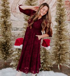 The perfect dress for your next special
Event! Burgundy Floral, Floral Midi Dress, Stunning Dresses, Midi Length, Family Photos, Midi Dress, Holidays, Weddings