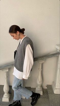 Vinter Mode Outfits, Winter Mode Outfits, Look Adidas, Skandinavian Fashion, Looks Street Style, Outfit Trends, Vest Outfits, Mode Inspo, Autumn Outfit