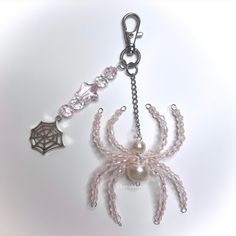 🕷️🕸️🎀♡ spider keychains; available in black & pink see the site for prices 🎀☁️🕸️ Diy With Charms, Pink Keychain Ideas, Keychain Ideas Diy Beads, Coquette Spider, Beads Keychain Ideas, Bead Keychain Diy, Cute Keychain Ideas, Keychain Small Business