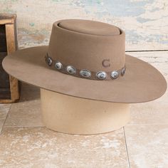 Charlie+1+Horse+Pecan+High+Desert Punchy Hats, Buckaroo Hats, Charlie 1 Horse Hat, Black Fedora Hat, Cowgirl Magazine, Equestrian Helmet, Black Bucket Hat, Black Fedora, Women Hats Fashion