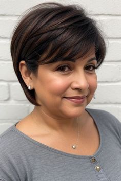 Modern Pixie Haircut, Hairstyles And Colors, Bob Pendek, Celebrities Hairstyles, Modern Pixie, Pixie Haircut Ideas, Short Hair Images, Hair Specialist, Short Hairstyles For Thick Hair