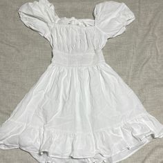 Flowy, Liner On Bottom, Stretchy Around Waist And Arms. Can Be Work Over Shoulders Or Off Shoulders. Tie In Back To Adjust Top Tightness. Size Small. Never Worn Cute White Dresses, Coquette Dresses, Grad Fits, Church Ootd, Shifting Clothes, Flowy White Dress, Dream Proposal, White Flowy Dress, White Linen Dress