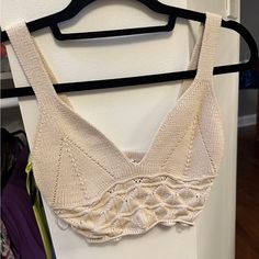 Free People Brand New Condition Spring Beige Open Knit Crop Top, Beige Open Knit Crop Top For Spring, Casual Cream Knit Top For Summer, Fitted Cotton Knit Top For Beach, Cream Knit Top For Vacation, Spring Cotton Knitted Crop Top, Knit Crop Top For Spring, Spring Knitted Cotton Crop Top, Beige Knit Crop Top For The Beach