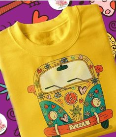 Clothes Painting, Haine Diy, Trendy Shirt Designs, T Shirt Painting, Hippie Pants, Estilo Hippie, Cute Shirt Designs