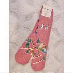 Brand Nwt/Never Worn Ae Pink Christmas Unicorn Crew Socks. Absolutely The Cutest Pair To Wear This Christmas. Size: Osfm Material: 75% Cotton/22% Polyester/2% Elastane/1% Other Fibers Exclusive Of Elastic - Condition Is Immaculate - Light Weight, Quality Item Everything In My Closet Comes From A Smoke-Free Home. + Reasonable Offers Welcome + Cute Pink Winter Socks, Pink Winter Socks, Pink Socks For Winter Stocking Stuffers, Pink Winter Socks As Gift, Pink Winter Socks For Gifts, Pink Winter Socks For Gift, Fun Pink Socks For Stocking Stuffers, Fun Christmas Gift Socks, Cozy Pink Socks For Gifts