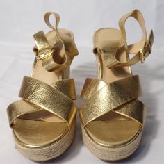 Michael Kors Gold Leather Espadrille Platform Sandal Wedge 5" Ankle Adjustable Strap Criss Cross Toe Straps Size: 9.5 Nwot Gold Espadrilles, Espadrilles Platform, Leather Espadrilles, Womens Shoes Wedges, Gold Leather, Platform Sandals, Wedge Sandals, Criss Cross, Espadrilles