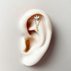 "Available in the following finish. 18k gold plated over sterling silver Gauge: 16g Post length: 10mm Threaded flat back. Sold as single Add gift note and card by adding the below listing along with selected items. https://www.etsy.com/AprilLilies/listing/917388939/add-a-christmas-birthday-graduation-gift?utm_source=Copy&utm_medium=ListingManager&utm_campaign=Share&utm_term=so.lmsm&share_time=1607035250834 ---------------------------------------------------------- SHIPPING All jewelry are neatly Flat Cartilage Piercing, Flat Piercing Jewelry, Flat Piercing, Cool Ear Piercings, Piercing Cartilage, Helix Piercing, Cartilage Piercing, Cartilage Earrings, Screw Back Earrings