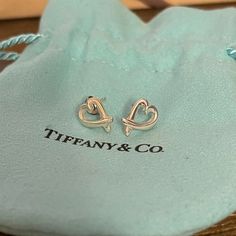 Tiffany Paloma Picasso Loving Heart Earrings. Euc. One Back Is Missing. Replacement Is $10 At Tiffany’s. Jewelry Tiffany, Loving Heart, Paloma Picasso, Tiffany Co Jewelry, Earrings Color, Heart Earrings, Paloma, Tiffany & Co., Jewelry Earrings