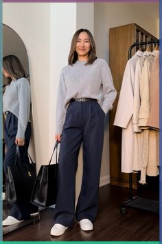 Blue Sweater Work Outfit, Blue Pants Winter Outfit, How To Wear Trousers Women, Blue Trouser Outfit Women, Winter Trousers Outfit, Trouser Pants Outfits Casual, Blue Capsule Wardrobe, Comfy Office Outfit, Intern Outfit