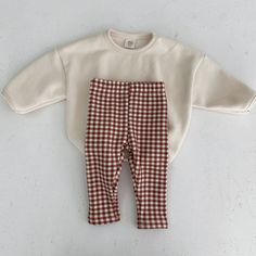 Pattern: solid, plaid Color: green, white, brown Height: 70cm, 80cm, 90cm, 100cm Thickness: normal Sleeves: long sleeves Fabric: Cotton Gender: neutral, boy, girl Launch: Autumn 2021 Season: spring, autumn and winter Sweater Plaid, Beige Top, Green Pants, Plaid Pants, Nursery Ideas, Cotton Pads, Boy Girl, Autumn And Winter, Toddler Boys