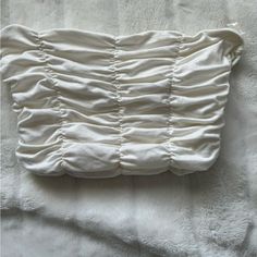 Scrunched Up Tube Top Never Worn! White And Size Small White Ruched Top For Day Out, Chic White Ruched Top, Fashion Nova Tops, Tops Fashion, Cropped Tube Top, White Crop, Fashion Tops, Tube Top, Fashion Nova