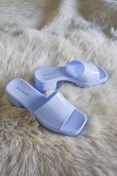 Raveena Rubber Slide Block Heel Sandals Blue 3/4 View Jamaica Fashion, Plastic Sandals, American Threads, Dressy Sandals, Dressy Shoes, Trendy Boots, Rubber Sandals, Block Heel Sandals, Brown Booties