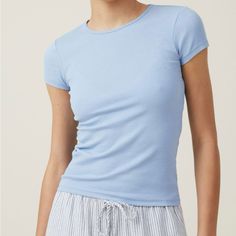 Brand New, Never Worn Trendy Blue Ribbed T-shirt, Basic Blue Fitted Top, Blue Basic Fitted Top, Basic Fitted Blue Top, Spring Blue Ribbed T-shirt, Blue Ribbed T-shirt For Spring, Basic Blue Ribbed T-shirt, Blue Ribbed Crew Neck Top, Everyday Blue Ribbed Tops