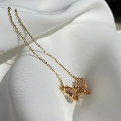 Our Rose Pink gold plated butterfly necklace is perfect to add to an outfit whether it be on a casual plain outfit or to match with a more dressed-up look.  All items are gold plated onto stainless steel. Rose Gold Butterfly, Papillon Rose, Butterfly Necklace Gold, Jewelry Accessories Ideas, Classy Jewelry, Butterfly Jewelry, Purple Butterfly, Girly Jewelry, Butterfly Necklace