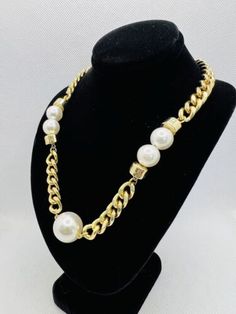 Vintage Pearl Necklace Collar Gold Tone Chain NOS 1980s | eBay Vintage Party Jewelry With Chain Strap, Vintage Pearl Necklace With Chain For Parties, Vintage Metal Pearl Chain Necklace, Retro Metal Chain Necklaces, Retro Metal Chain Necklace, Vintage Pearl Necklace, Vintage Modern Style, Pearl Necklace Vintage, Necklace Collar