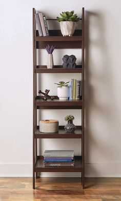 Freestanding contemporary 5-shelf ladder bookcase is perfect for storing books or decorative items. allen + roth Dark Walnut 5-Shelf Ladder Bookcase (20.5-in W x 72-in H x 18-in D) in Brown | SH-OF-3631 Floor Lamps With Shelves, Ladder Bookshelf Styling, Ladder Shelf Bedroom, Book Case Ideas Living Room, Bookshelf Styling Bedroom, Standing Shelf Decor, Minimal Shelf Decor, Ladder Shelf Living Room, Contemporary Bookshelves