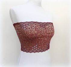 Burgundy and gold elastic lace bandeau top. Lace strapless. Lace lingerie. Gift for her. Chica Punk, Lace Bandeau Top, Lace Bandeau Bra, Lace Tube Top, Green Lingerie, Low Cut Dresses, Top Strapless, Makeup Help, Elastic Waist Dress