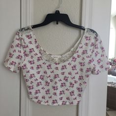 Forever 21 Pink/White Floral Crop Top! Lace Backing. Never Worn, Perfect Condition. I Am Usually A S/M But This L Top Fits Fine. Happy To Take Additional Pics. Offers Welcome! :) Cute Stretch White Crop Top, Spring White Cotton Crop Top, White Cotton Crop Top For Spring, Cute White Fitted Crop Top, White Fitted Cute Crop Top, Cute Fitted White Crop Top, White Stretch Feminine Crop Top, White Floral Print Crop Top For Spring, White Cropped Floral Print Top