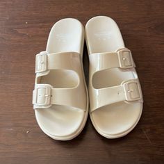 Size 41 Never Used Plastic Sandals, Women's Shoes Sandals, Full Service, Customer Support, Shoes Sandals, Fast Delivery, Women Shoes, Sandals, Cream