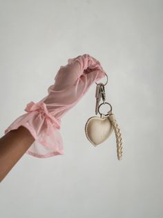 Mandrn Puffy Heart Keychain- Bone Keychain Leather Keyring, Heart Keychain, Body Design, Keychain Set, Production Line, Puffy Heart, Female Body, Leather Handmade, Your Style