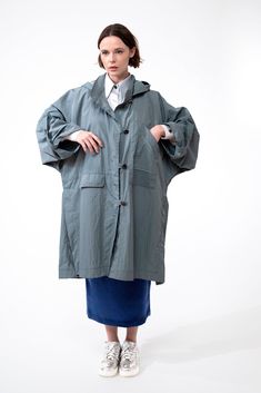 Water-repellent sky green 100% nylon from Italy Oversized Raincoat, Sunset Paris, Clothing Projects, Sky Green, California Sunset, Summer Rain, Trench Jacket, Raincoats For Women, Skirt Pants