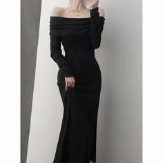 Olivia Mark - Elegant Long Dress with Sleeveless Design Long Black Dress With Sleeves, Black Long Dress Elegant, Dresses Elegant Long, Long Dress Elegant, Elegant Long Dress, Black Long Dress, Loungewear Dress, Attractive Clothing, Dress Elegant Long