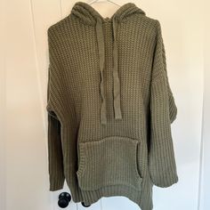 This Sweatshirt Is Such A Cute Transitional Piece For Spring Or Fall! Never Worn. Size Xl But Is Oversized. Oversized Comfy Knit Sweater, Comfy Oversized Knit Sweater, Oversized Soft Knit Comfy Sweater, Comfy Oversized Soft Knit Sweater, Oversized Comfy Chunky Knit Sweater, Oversized Comfortable Knit Sweater, Trendy Knit Sweatshirt For Loungewear, Casual Chunky Knit Sweater For Loungewear, Oversized Chunky Knit Sweater For Loungewear