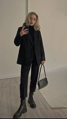 Corporate Outfits Midsize, Blazer Over Dress Outfits, Elegant Goth Outfits, Blazer Over Dress, Fashion Outfits 2022, Enby Fashion, Dark Inspiration, Corp Goth, Darkest Academia