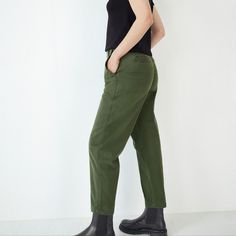 Nwt Olive Khaki Chino Pants Relaxed Fit Size Us 8 Slight Stretch Adjustable Waistband Zip Fly Relaxed Fit Cargo Style Straight Leg Bottoms, Utility Style Workwear Jeans With Elastic Waistband, Tapered Cargo Pants For Fall, High Waist Tapered Pants For Everyday, Khaki Tapered Leg Bottoms With Side Pockets, Relaxed Fit Green Bottoms For Fall, Green Relaxed Fit Bottoms For Fall, Casual High Waist Olive Bottoms, Olive Wide Leg Pants For Fall