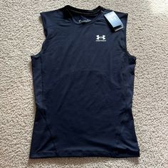 Brand New Mens Black Under Armour Sleeveless Top 10/10 Black Short Sleeve Sports Tank Top, Black Fitted Sleeveless Muscle Tee, Sporty Sleeveless Under Armour Tops, Sporty Sleeveless Tops By Under Armour, Black Sleeveless Top, Red Tank Tops, Sleeveless Hoodie, Compression Shirt, Under Armour Shirts