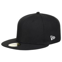 the new era fitted cap in black