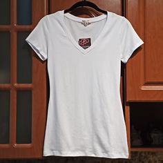 White V-Neck T-Shirt. Medium. New With Tags. Super Fresh. White Cotton Short Sleeve V-neck Top, White V-neck T-shirt For Everyday, White Cotton V-neck Top For Everyday, Fitted White Cotton V-neck Top, Casual White Fitted V-neck Top, White Short Sleeve V-neck Top For Everyday, White V-neck Short Sleeve Top, White Cotton V-neck T-shirt, White Cotton V-neck Short Sleeve Top