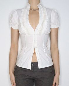 Bebe White Ruffle Blouse (XS-S) White Ruffle Blouse, The 2000s, Mode Inspo, Dream Clothes, Looks Vintage, Fashion Killa, Look Cool, Look Fashion, Aesthetic Clothes