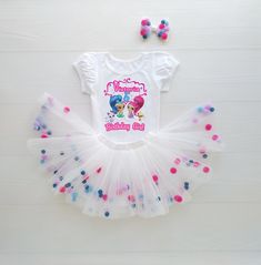 Tutu outfit will make your little princess so charming and happy! Every girl's the greatest wish is to look amazing! An adorable personalized outfit with a favorite character is always a good idea! Whenever it is a thematic party, birthday or even pleasure trip with family- be sure you sweetheart will always look awesome! 🎀 General information - The set includes a tutu skirt, t-shirt, and bow. Also, you can buy each item separately. - I make outfits both for the smallest, toddlers and older gir Bday Party Dress, Pom Pom Tutu, Elsa Outfit, Pom Pom Skirts, Tulle Outfit, Make Outfits, Cake Outfit, Princess Theme Birthday Party, Disney Princess Outfits