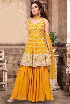 #fashion #cordset #summer #fashionblogger #nicelook #trouser #jeans #indianwear #cordset 
#cordsets #cordsetsforwomen #cordsetstyle#indowestern #onlineshopping#worldwideshipping #officewear #regularwear #top #plazzo Sarara Dress, Mayon Dresses, Salwar Design, Georgette Suits, Kameez Design, Palazzo Dress, Georgette Sharara, Haldi Dress, Embroidered Suits