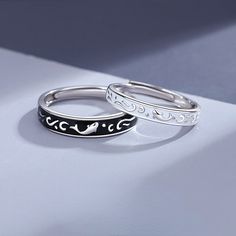 A Custom Engraved Ocean Theme Matching Couple Rings Set for two is an open ended/adjustable size anti-allergic rings set, its inner round edges make it suitable for everyday wear. Personalize the rings set with names or any text of your choice in local languages and unique symbols which make the rings a unique promise/commitment or wedding anniversary gift for men and women. Material: Anti-allergic Gold Plated 925 Sterling Silver + Enamel Gender Neutral Promise Rings, Matching Rings For Couples Boyfriends, Promise Rings For Couples Matching Set Unique, Silver Matching Rings, Matching Promise Rings Couple Unique, Cute Matching Rings, Couple Matching Jewelry, Promise Rings Matching, Matching Rings For Couples