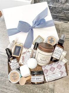 16-piece Self Care gift box is a little bit of everything she needs to indulge in a home spa day.   A generous relaxation & self care gift for administrative professional’s day, Nurses, Day or any occasion  The Best Gift for Mom this Mother’s Day  This Gift will have her surrounded by luxurious soaps, candles, bath bombs, luscious lip balms, healing salves, sugar scrubs, and body oils including our much-loved muscle rescue balm because we all know someone who deserves to be spoiled 🌿🛁🌿  SET I Gift Basket Thank You, Christmas Gift Box Ideas, Rescue Balm, Chemo Care Package, Home Spa Day, Appointment Card, Healing Salves, Spooky Gifts, Lavender Sage