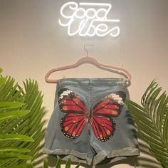 Butterfly High Waisted Shorts New Without Tags Casual Butterfly Print Bottoms For Summer, Casual Summer Bottoms With Butterfly Print, Trendy Butterfly Print Bottoms For Spring, Trendy Spring Butterfly Print Bottoms, Buckle Jeans, Cutoff Jean Shorts, Black Jean Shorts, Frayed Jeans, White Denim Jeans