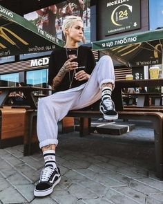 Tomboy Outfits Swag, Pakaian Hipster, Masculine Clothing, Hipster Outfits