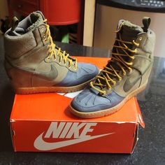 Dark Loden, Black Duck Toe, Sherpa Lined Tongue, Hidden Wedge, Extra Laces **Price Firm** Nike Lace-up Hiking Boots, Nike Functional Lace-up Hiking Boots, Oil Green Dunks, Laser Orange Dunks, Nike Green High-top Sneakers With Cushioned Footbed, Nike Green, Sherpa Lined, Sky High, Nike Dunks