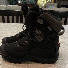 Never Worn Black Hiking Boots Black Hiking Boots, Wearing Black, Hiking Boots, Hiking, Women Shoes, Boots, Women Shopping, Black, Color