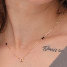 Minimal Mangalsutra Designs, Minimalist Mangalsutra, Modern Mangalsutra Designs Gold, Mangalsutra Simple, Modern Mangalsutra Designs, Modern Mangalsutra, Black Beats, Mangalsutra Bracelet, Bridal Nails Designs