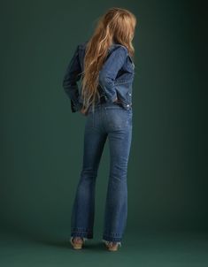 AE77 Premium High-Waisted Flare Jean 70s High Waisted Jeans, High Waisted Flare Jeans, Jean Trends, High Waisted Flares, High Waist Jeans, Flare Jeans, Women's Jeans, American Eagle Outfitters, American Eagle